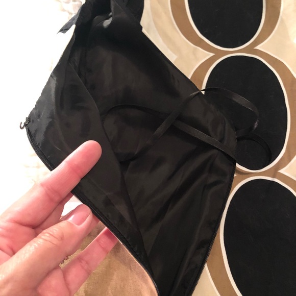 Pretty graphic shift dress - Picture 4 of 5